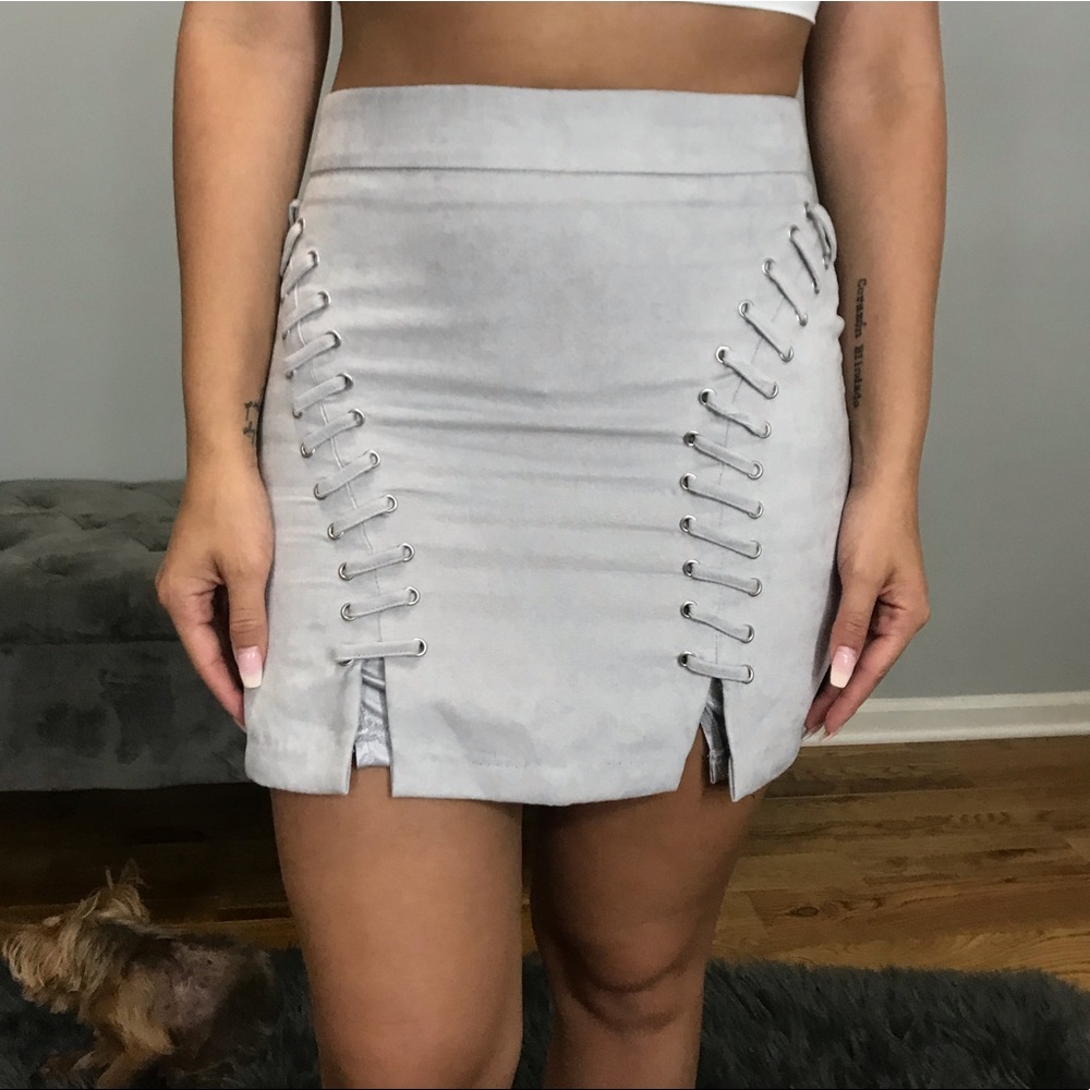 Grey mini skirt